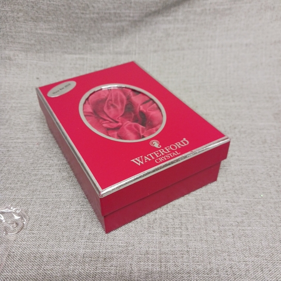 Waterford Crystal 2010 Lismore Red Toasting Flute Ornament With Enhancer NIB - Picture 8 of 11